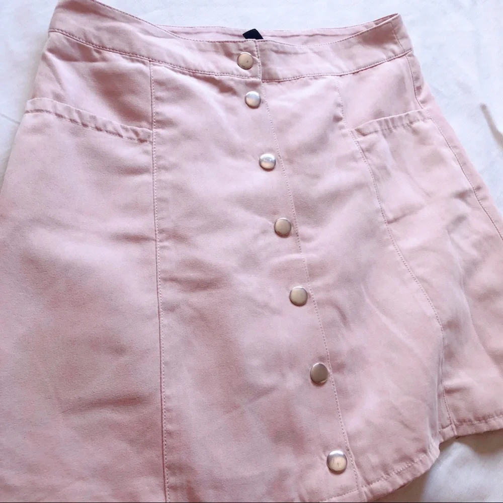 3 for $25 : divided h&m ⋆ faux suede skirt